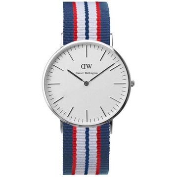 Daniel Wellington 0213DW Erkek Kol Saati
