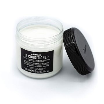 Davines Oi Conditioner 250 ml Tüm Saç Tipleri İçin Saç Bakım Kremi