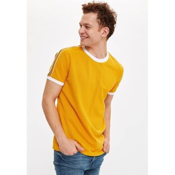DeFacto M4789AZ21SP Whıte Basic Slim Fit Bisiklet Yaka Pamuklu Erkek T-shirt