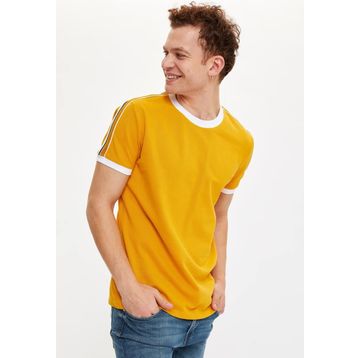 DeFacto M4789AZ21SP Whıte Basic Slim Fit Bisiklet Yaka Pamuklu Erkek T-shirt