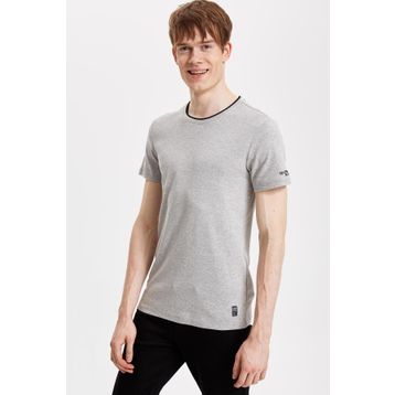DeFacto Regular Fit Bisiklet Yaka Basic Kısa Kollu Tişört T9108AZ21SM