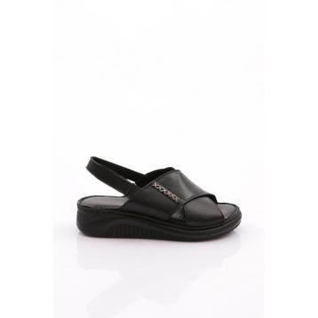 DGN 083 Çapraz Bantlı Bej Kadın Sandalet