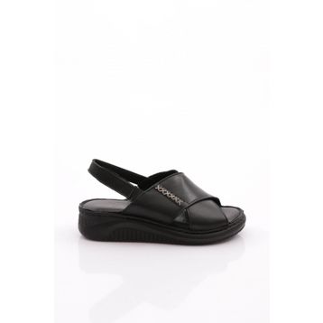 DGN 083 Çapraz Bantlı Bej Kadın Sandalet