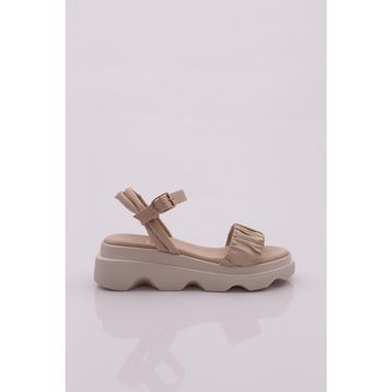 DGN 3551 Bej Kadın Kalın Taban Paraşüt Kumaş Detaylı Sandalet
