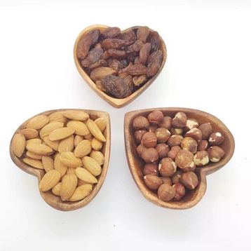 Dilşeker 750 gr Besni Üzüm + Çiğ Fındık + Çiğ Badem 3'lü Karışık Kuruyemiş