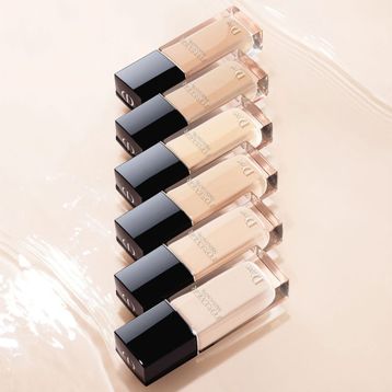 Dior Forever Mat 2WP Warm Peach Fondöten
