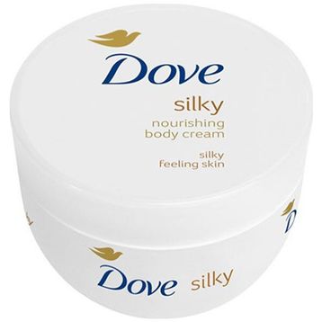 Dove Body Love Silky 4x300 ml Besleyici Vücut Kremi