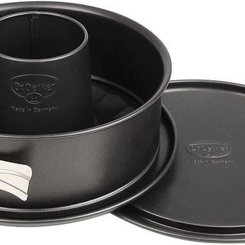 Dr. Oetker Tradition Borulu Çift Tabanlı Kelepçeli 18 cm Kek Kalıbı