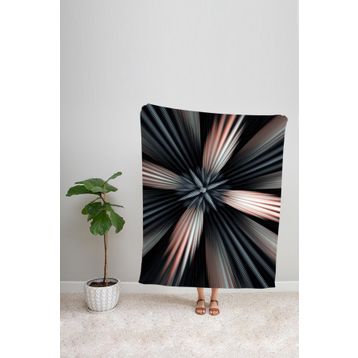 Ejoya 90578 Modern Desenli Polar TV Battaniyesi