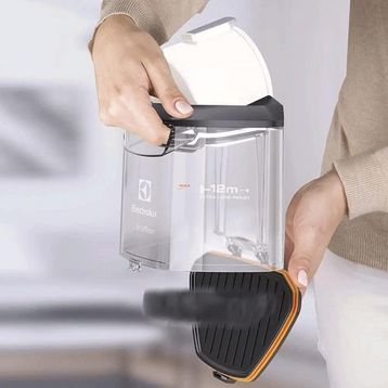 Electrolux EUFC8ALRGY Beyaz Elektrikli Süpürge