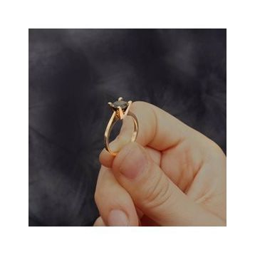Engin Gold Oniks Taşlı Tektaş Altın Yüzük