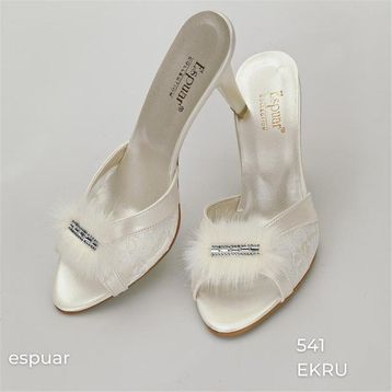 Espuar 541 Ekru Kadın Terlik