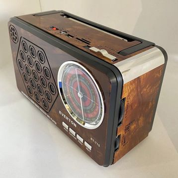 Everton RT-715 USB SD Şarjlı Nostaljik Radyo