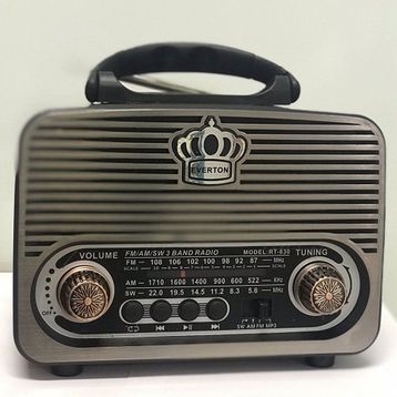 Everton Rt-830 Güneş Enerjili Panelli Bluetooth Fm-usb-Tf Card-Aux Nostaljik Radyo