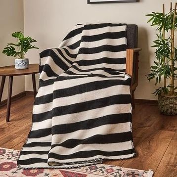 Evidea Soft Siyah Beyaz 130x170 cm Pamuklu Çizgili TV Battaniyesi