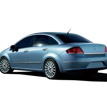 Fiat Linea 2011-2012 Deliksiz Krom Bagaj Çıtası