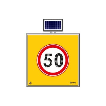 FM Trafik Solar Ledli 100X100 cm 50 kmh Yol Bakım Levhası