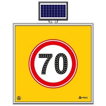 FM Trafik Solar Ledli 100X100 cm 70 kmh Yol Bakım Levhası