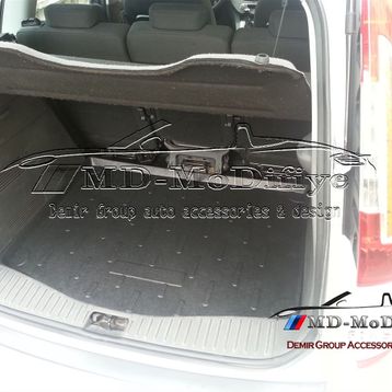 Ford C-Max 2005-2010 3D Bagaj Havuzu