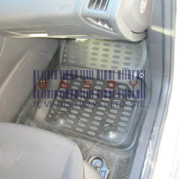 Ford Focus 3 2014 3D Havuzlu Paspas