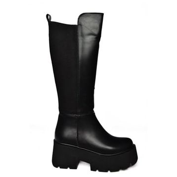 Fox Shoes R820060709 Siyah Kalın Tabanlı Arkası Lastik Detaylı Kadın Çizme