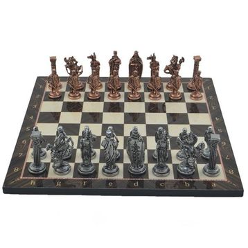 Gift Home Büyük Boy Metal İngiliz 43x43 cm Satranç Takımı Antik ve Katlanır Ceviz Desenli MDF Satranç Tahtası