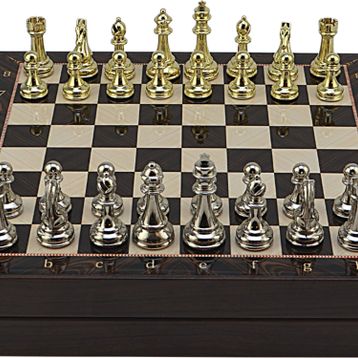Gift Home Büyük Boy Metal Klasik 36x36 cm Satranç Takımı Parlak ve Ceviz Desenli Sandıklı Mdf Tahtası