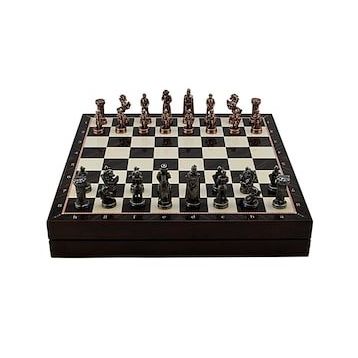 Gift Home Orta Boy Metal İngiliz 36x36x6 cm Satranç Takımı Antik ve Ceviz Desenli Sandıklı MDF Tahtası