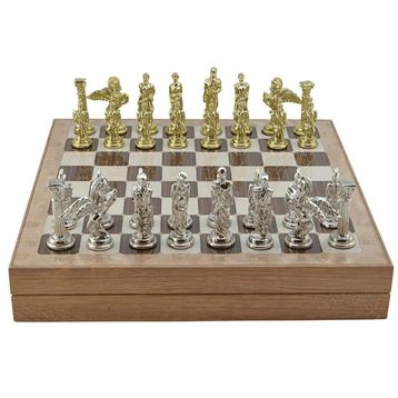GiftHome Büyük Boy Metal Pegasus 36x36x6 cm Satranç Takımı Parlak ve Rustik Desenli Sandıklı MDF Tahtası