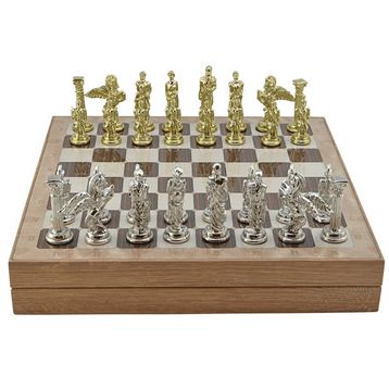 GiftHome Büyük Boy Metal Pegasus 36x36x6 cm Satranç Takımı Parlak ve Rustik Desenli Sandıklı MDF Tahtası