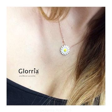 Glorria Gümüş Papatya Kolye