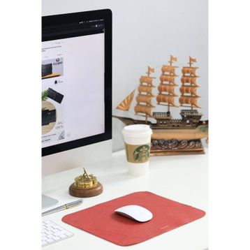 Guard 30x27 cm Kırmızı Deri Mouse Pad