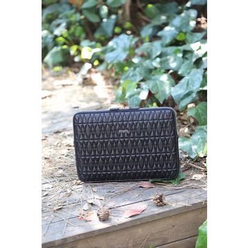 Guard Nakış Desenli Siyah Clutch Çanta