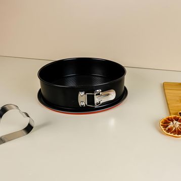 Guardini 24 cm Kırmızı Kelepçeli Kek Kalıbı
