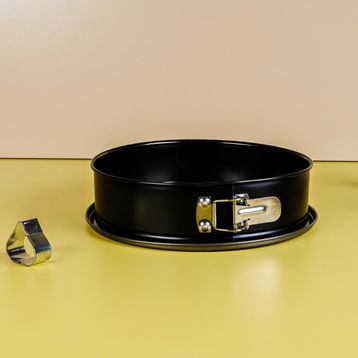 Guardini 26 cm Siyah Kelepçeli Kek Kalıbı