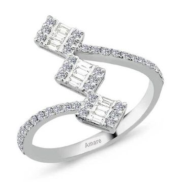 Gülaylar SN01347944/10232-15805 0,47 Karat Baget Pırlanta Yüzük