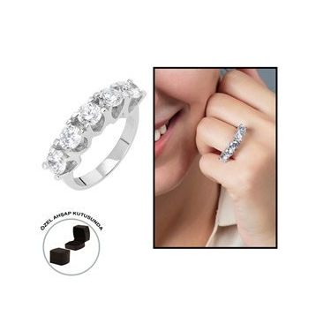 Gümüş Hediye Al Starlight Diamond Pırlanta Montür Asimetrik 925 Ayar Gümüş Kadın Beştaş Yüzük