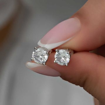Gumush ​4 mm Beyaz Zirkon Tek Taş Kadın Gümüş Küpe
