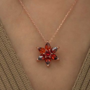 Gumush Rose Kırmızı Çiçek Gümüş Kolye