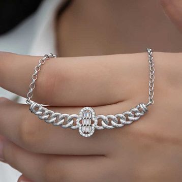 Gumush T8198 Gümüş Gurmet Zincirli Fatma Ana Eli Baget Taşlı Kadın Kolye