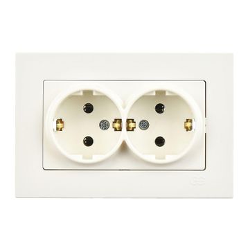 Günsan Elektrik Fildişi Beyazı Çocuk Korumalı Çerçeveli Topraklı Priz