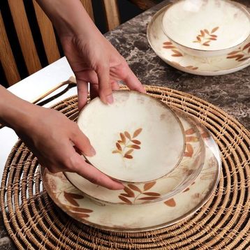 Güral Porselen 4211 Desenli Camelia 26 Parça 6 Kişilik Yemek Takımı