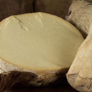 Gurmepark 250 gr Ermenek Deri İnek Tulum Peyniri