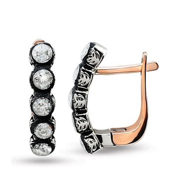 Harem Altın EK9 0.59 ct Elmas Zümrüt Pırlanta Küpe