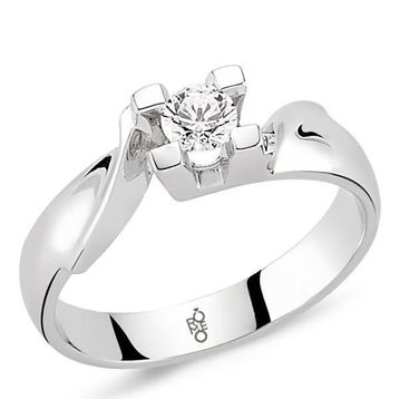 Harem Altın RM-10043 0.25 ct Pırlanta Tektaş Yüzük