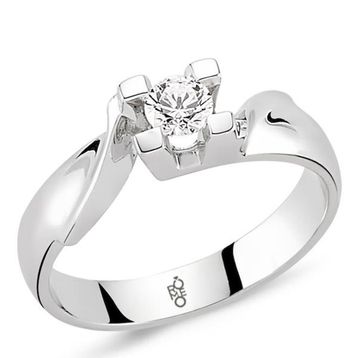 Harem Altın RM-10043 0.25 ct Pırlanta Tektaş Yüzük