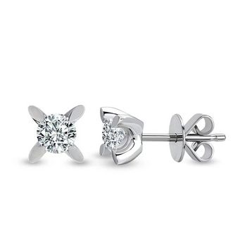 Harem Altın TKPE1 0.08 ct Tektaş Badem Tırnak Pırlanta Küpe