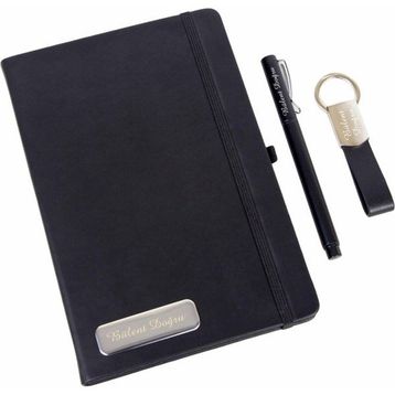 Hediye Rengi İsme Özel Siyah Defter Anahtarlık ve Kalem Özel Tasarım Kutulu​ Hediye Seti
