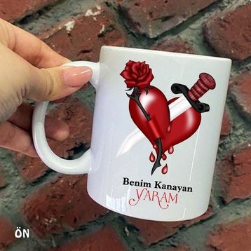 Hediyeci Abla Size Özel Kalp Gül Hançer Benim Kanayan Yaram Seramik Baskılı Beyaz Kupa Bardak