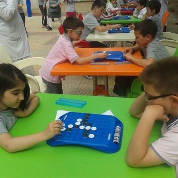 Hi-Q Toys Reversi